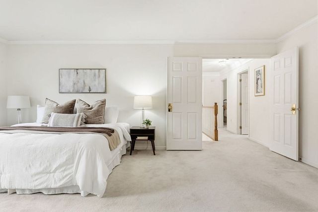 30 Hancock Rd, Franklin, MA 02038