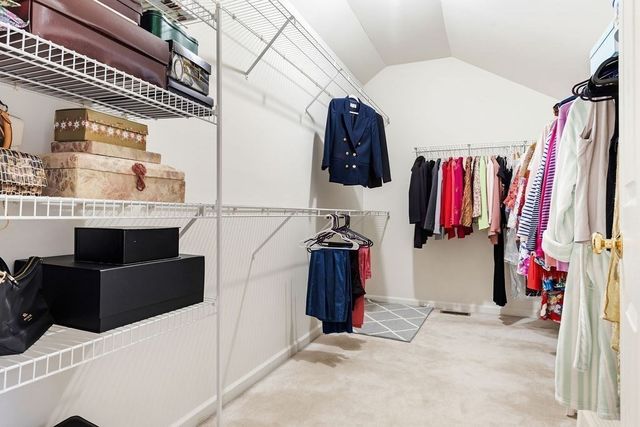 30 Hancock Rd, Franklin, MA 02038