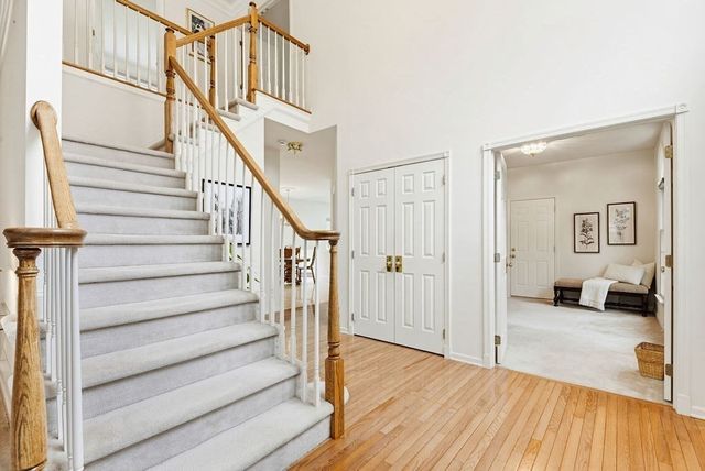 30 Hancock Rd, Franklin, MA 02038