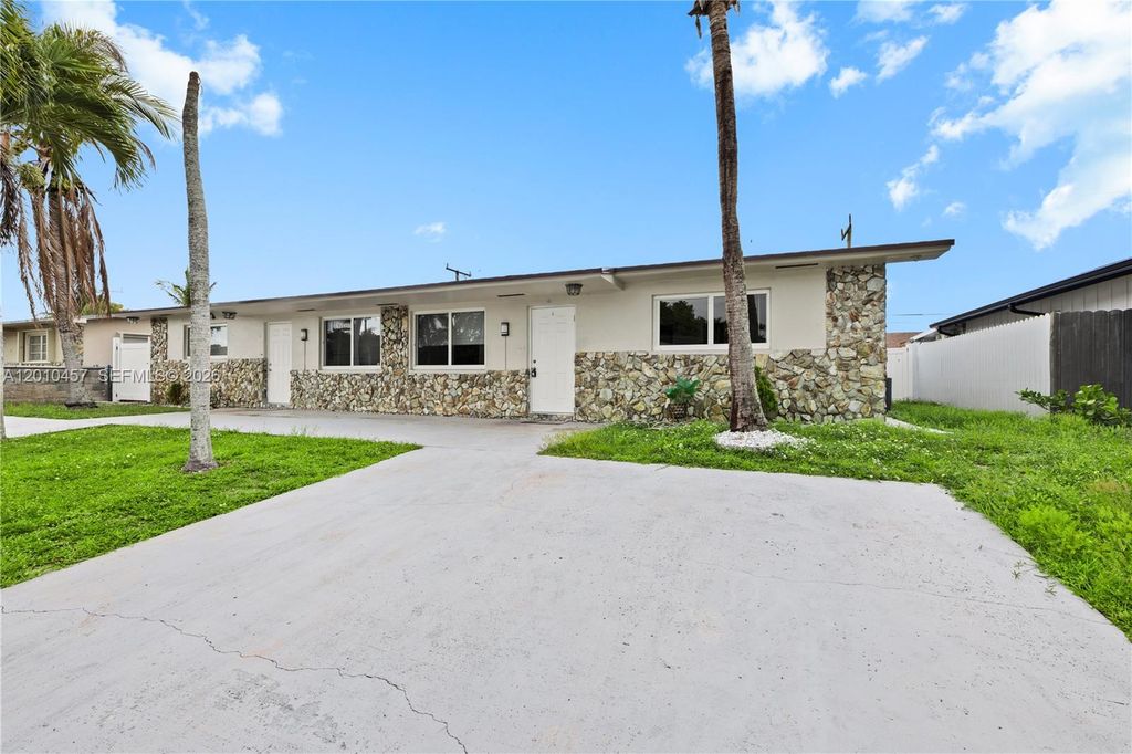 1800 SW 97th Ave A, Miramar, FL 33025