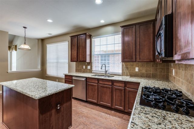 4525 Sandra Lynn Drive, Flower Mound, TX 75022