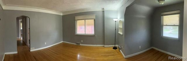 18968 E Northlawn Street, Detroit, MI 48221