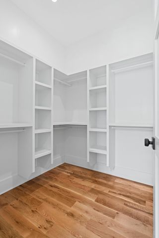 34 Lenox Street, Charleston, SC 29403