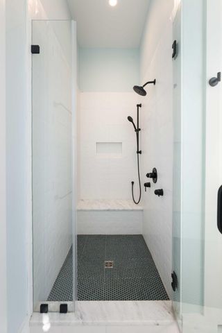 34 Lenox Street, Charleston, SC 29403