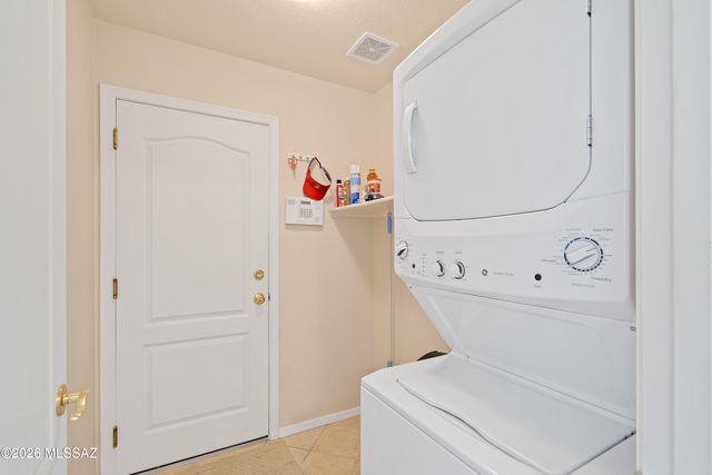 3486 S Sun Splash Drive, Tucson, AZ 85713