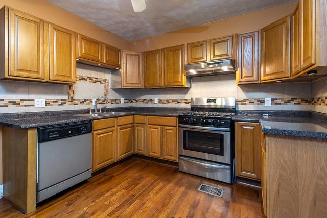 2235 VINTON AVE, Memphis, TN 38104