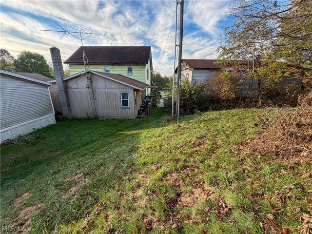 14614 E Liverpool Road, East Liverpool, OH 43920