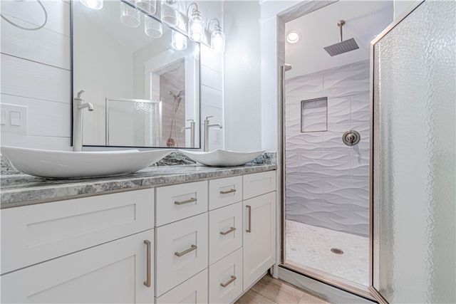 47 Mockingbird, Rockport, TX 78382