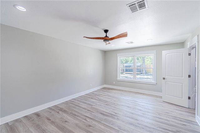 47 Mockingbird, Rockport, TX 78382