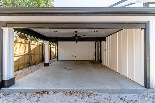 47 Mockingbird, Rockport, TX 78382