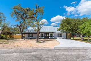 47 Mockingbird, Rockport, TX 78382