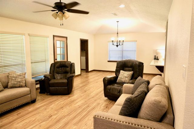 413 Christensen Road, Hankamer, TX 77560