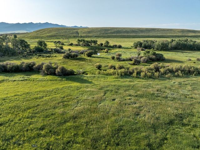 91 Porcupine Road, Wilsall, MT 59086