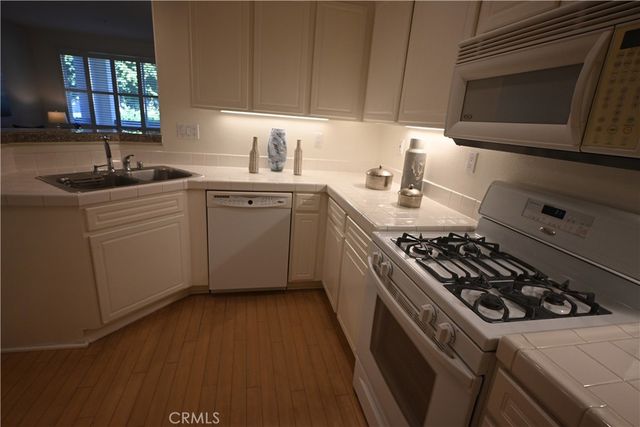 3603 Ladrillo Aisle, Irvine, CA 92606