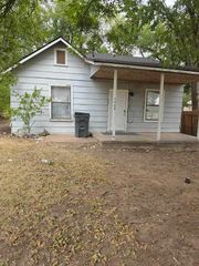 1403 NW Lawton Ave, Lawton, OK 73505