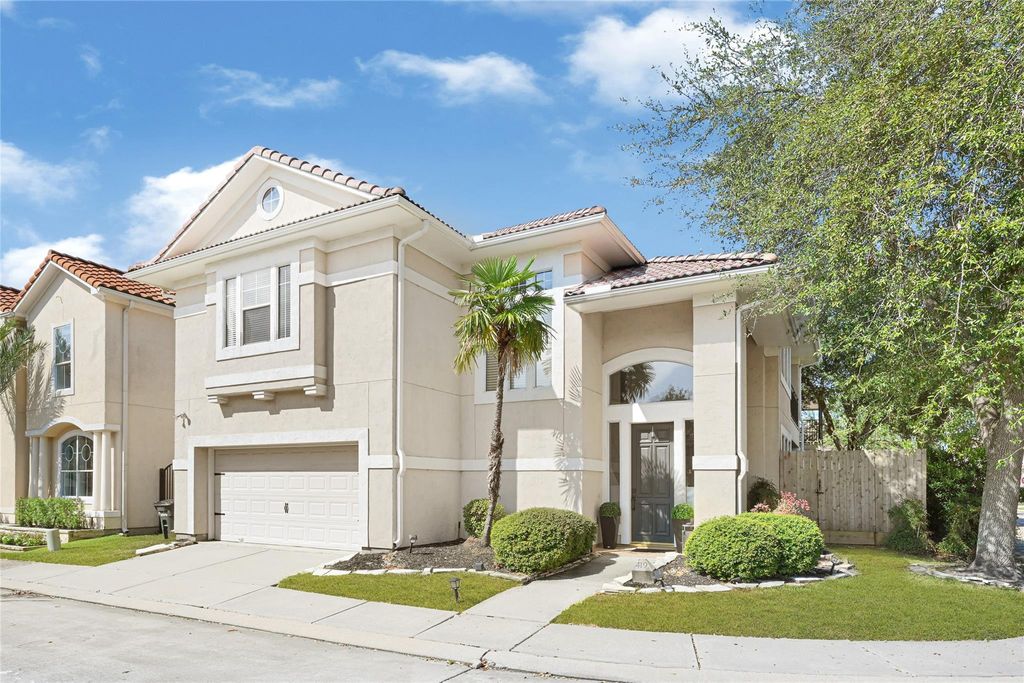 419 Harborview Drive, League City, TX 77565