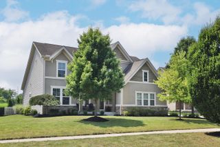 2607 Loris Way, Grove City, OH 43123
