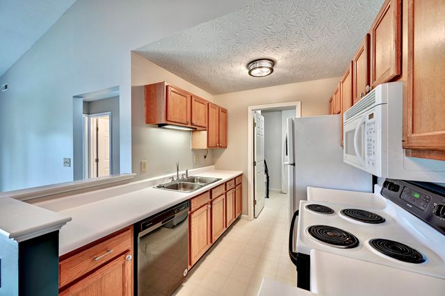 150 Rough River Drive, 6, Erlanger, KY 41018