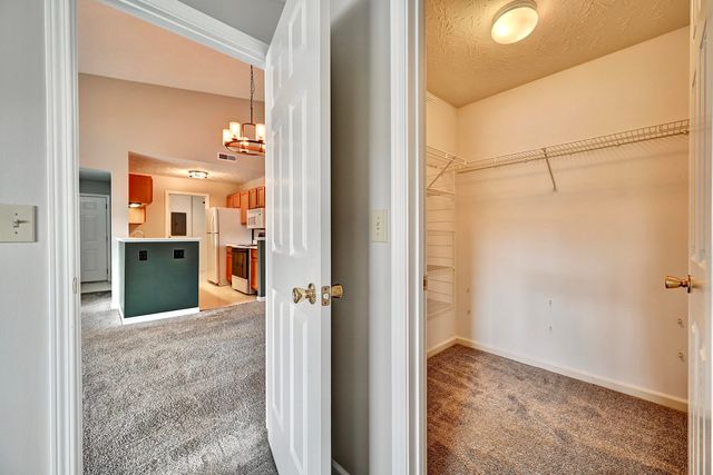 150 Rough River Drive, 6, Erlanger, KY 41018