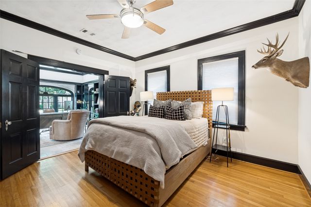 1151 N Winnetka Avenue, Dallas, TX 75208