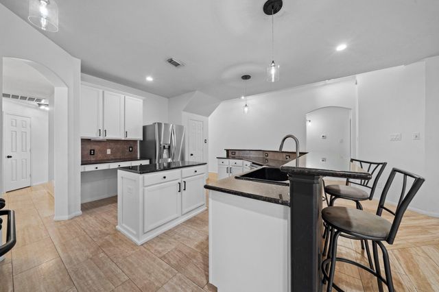 27218 Kendal Ridge Lane, Cypress, TX 77433