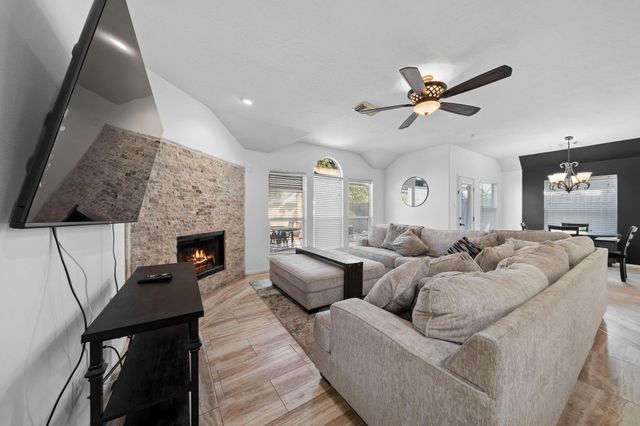 27218 Kendal Ridge Lane, Cypress, TX 77433