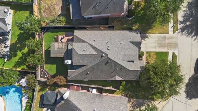 27218 Kendal Ridge Lane, Cypress, TX 77433