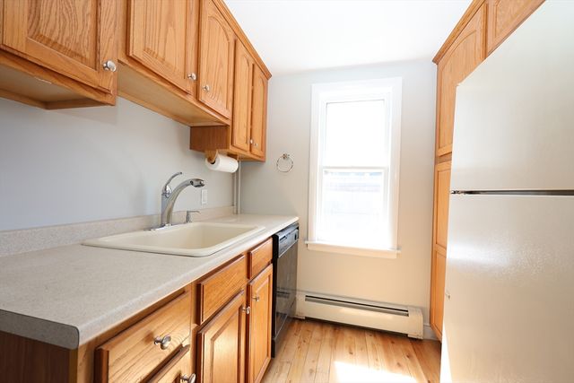 150 Neponset St 150, Canton, MA 02021