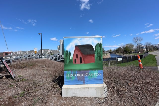 150 Neponset St 150, Canton, MA 02021