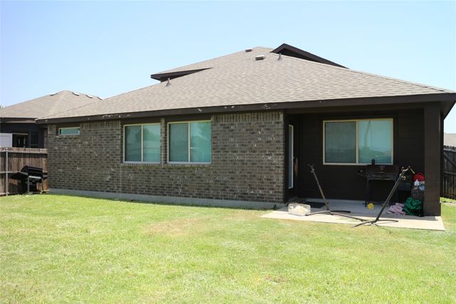 591 Providence Place, Lavon, TX 75166