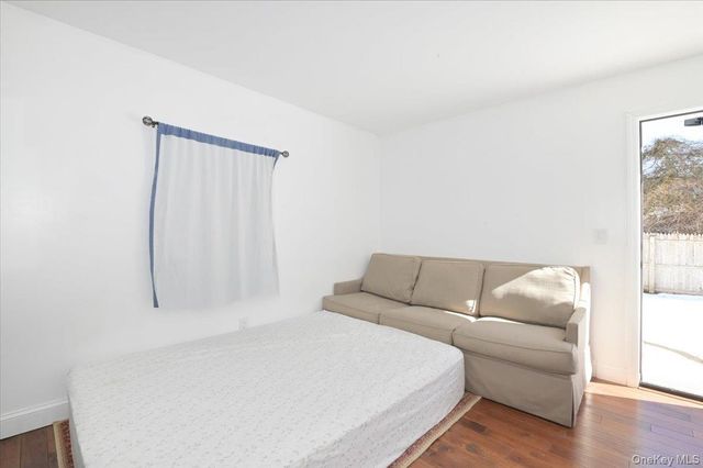 62 Bayside Avenue, Amityville, NY 11701