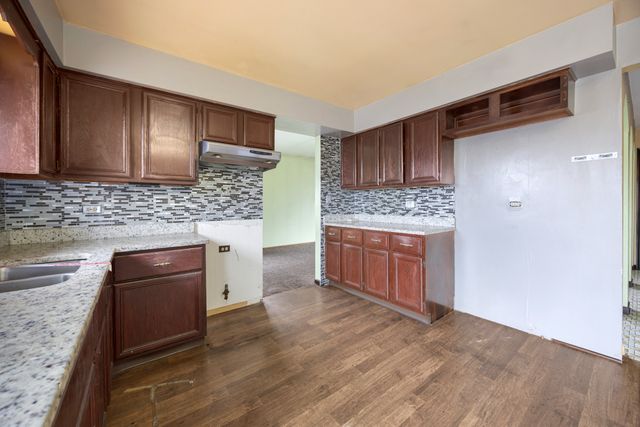 5916 W 127th Street, Alsip, IL 60803