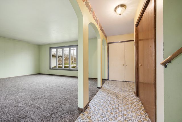 5916 W 127th Street, Alsip, IL 60803