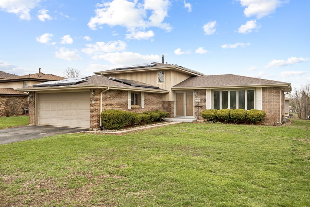 5916 W 127th Street, Alsip, IL 60803