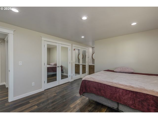 5855 Sw 166TH Ct, Beaverton, OR 97007