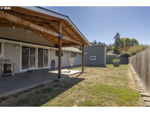 5855 Sw 166TH Ct, Beaverton, OR 97007