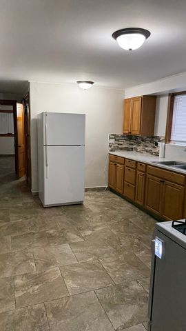 1824 S 55TH Court B, Cicero, IL 60804