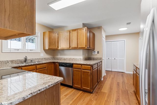 213 Creek Forest Drive, Greenville, SC 29615