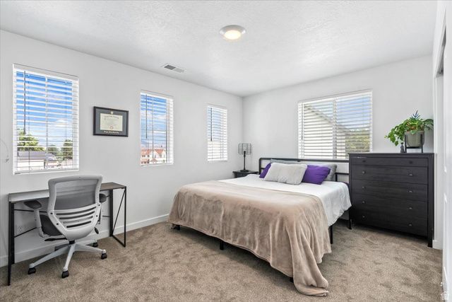 4892 S SNARR HAVEN CT, Taylorsville, UT 84129