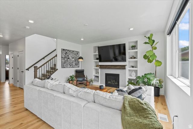 4892 S SNARR HAVEN CT, Taylorsville, UT 84129