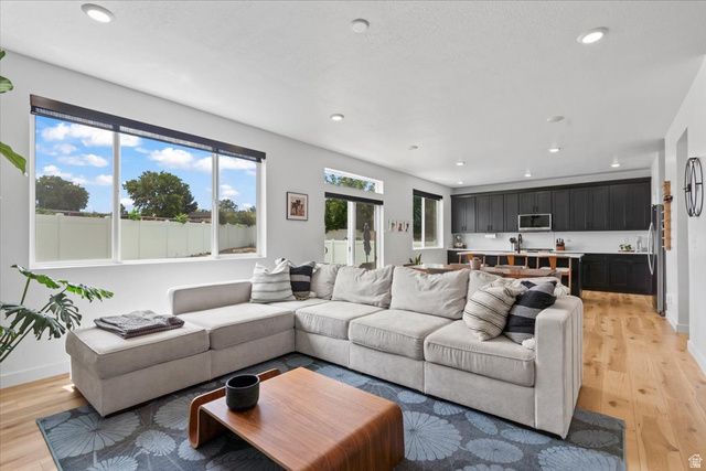 4892 S SNARR HAVEN CT, Taylorsville, UT 84129