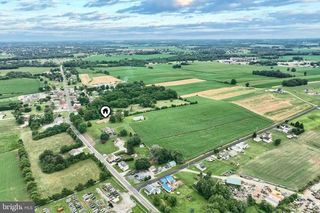 2779 CENTENNIAL RD, Hanover, PA 17331