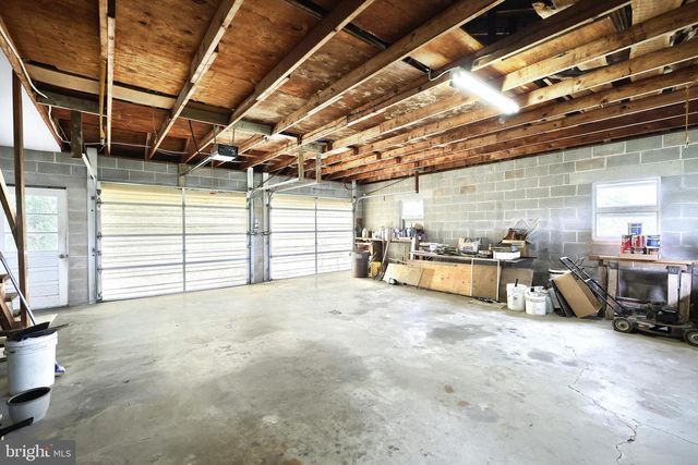 2779 CENTENNIAL RD, Hanover, PA 17331