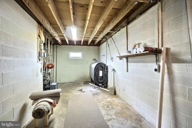 2779 CENTENNIAL RD, Hanover, PA 17331