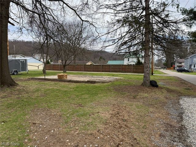 1986 Carolina Street NW, Dover, OH 44622