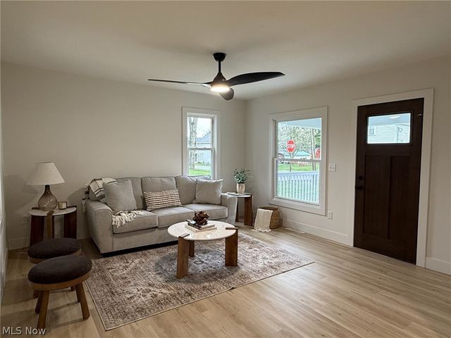 1986 Carolina Street NW, Dover, OH 44622