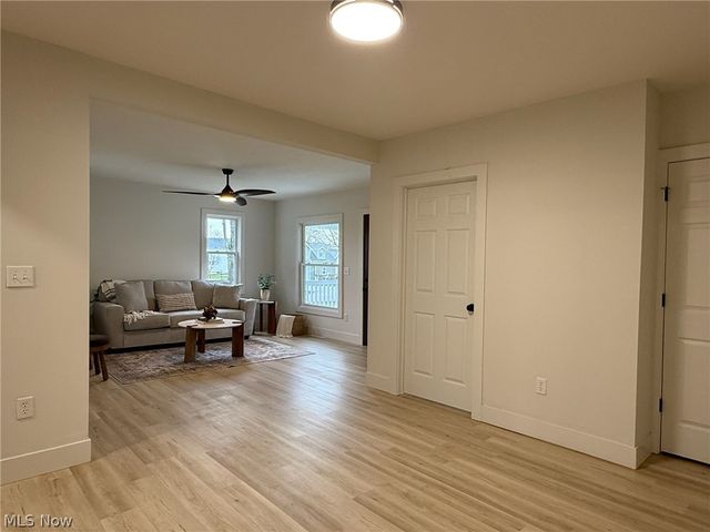 1986 Carolina Street NW, Dover, OH 44622