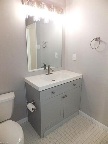 2302 Brigadoon CT, Virginia Beach, VA 23455