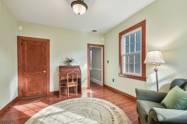 3 Durwood Pl, Madison Boro, NJ 07940