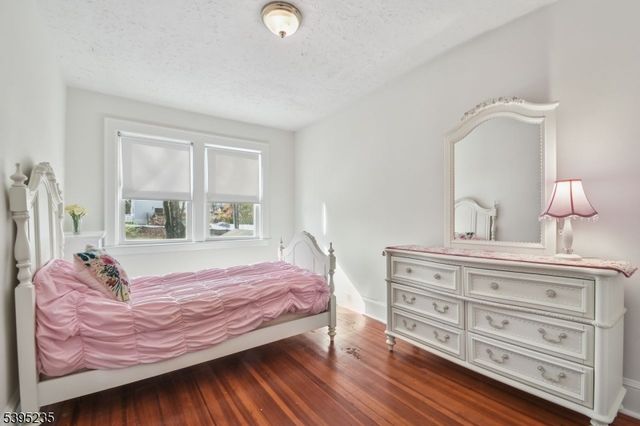 3 Durwood Pl, Madison Boro, NJ 07940